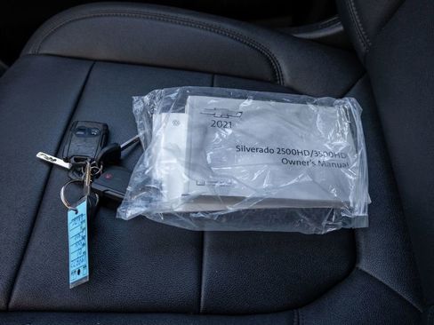 Used 2021 Chevrolet Silverado 2500 W/T w/ WT Convenience Package image 23