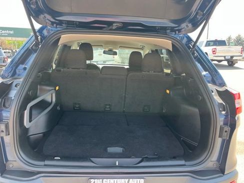 Used 2018 Jeep Cherokee Latitude AWD/4WD image 35
