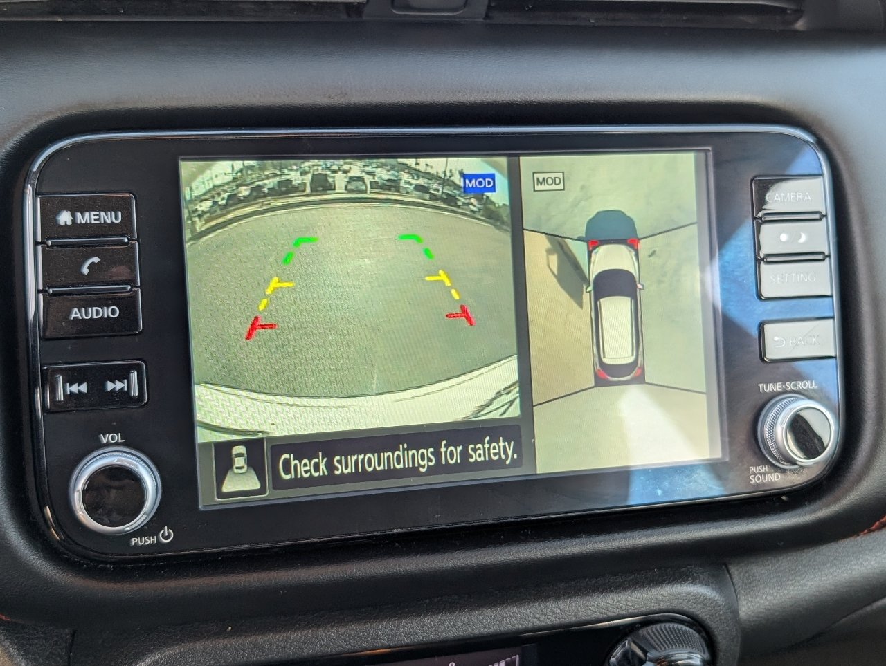 Used 2023 Nissan Kicks SR FWD image 6