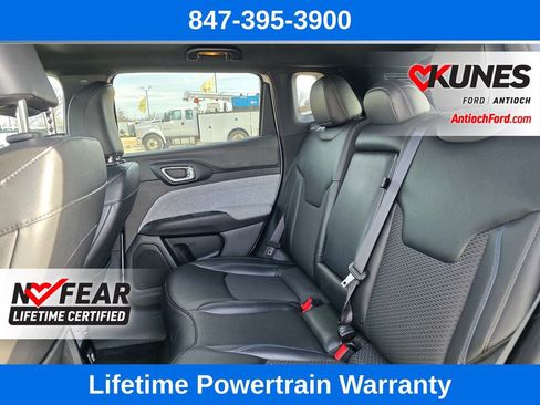 Used 2025 Jeep Compass Latitude image 20