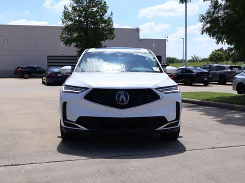 Certified 2025 Acura MDX FWD w/ Technology Package image 6
