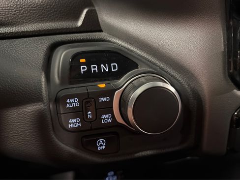 Used 2025 RAM 1500 Big Horn AWD/4WD image 26