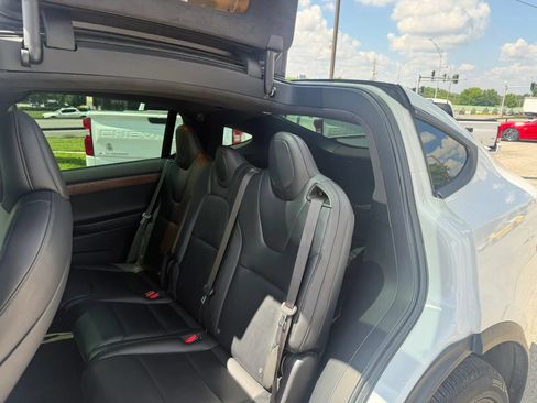 Used 2021 Tesla Model X Long Range AWD/4WD image 13
