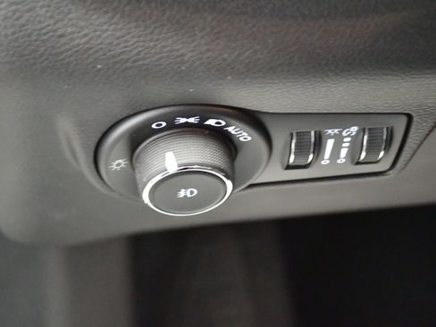 Used 2025 Jeep Compass Limited AWD/4WD image 14