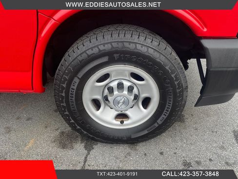 Used 2019 Chevrolet Express 3500 LS RWD image 31