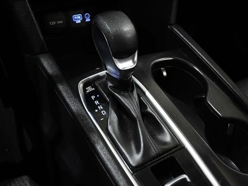 Used 2020 Hyundai Santa Fe SE image 22