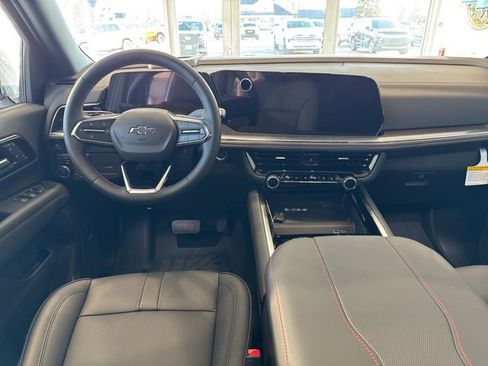 New 2026 Chevrolet Suburban RST image 25