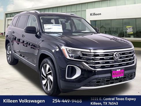 New 2025 Volkswagen Atlas SEL image 9