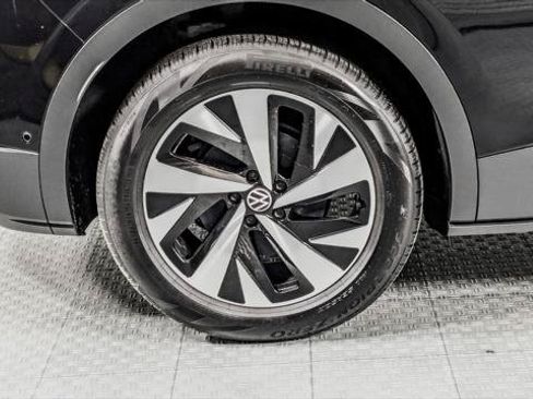 Used 2024 Volkswagen ID.4 Pro RWD image 33