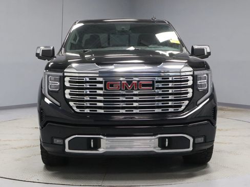 Used 2022 GMC Sierra 1500 Denali w/ Technology Package AWD/4WD image 6