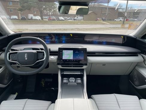 New 2026 Lincoln Nautilus Reserve image 16