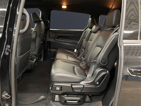Certified 2024 Honda Odyssey Sport image 13
