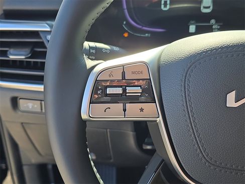 New 2025 Kia Telluride S image 35