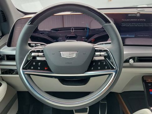 New 2026 Cadillac Vistiq Sport w/ LPO, Floor Liner Package AWD/4WD image 14