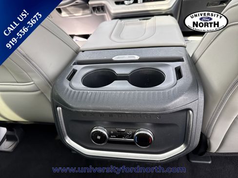 Used 2025 Ford Expedition Active image 44