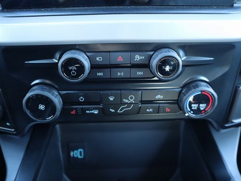 New 2026 Ford F250 XLT w/ XLT Premium Package image 7