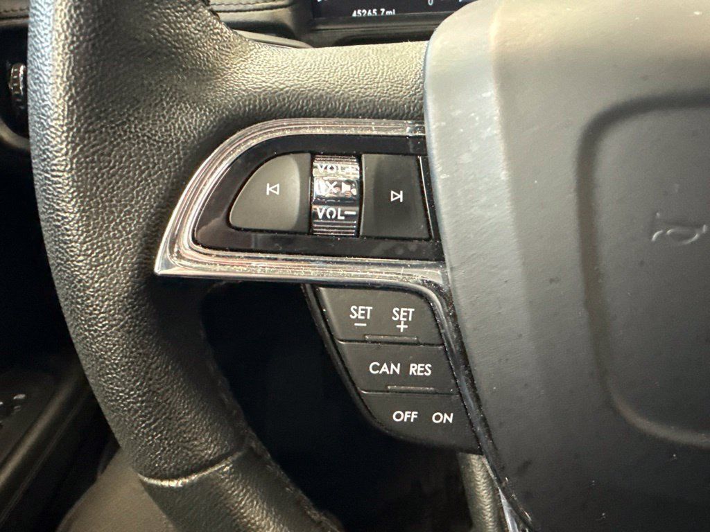 Used 2022 Lincoln Nautilus AWD image 15