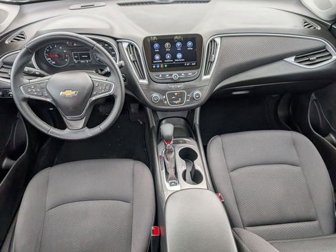 Used 2024 Chevrolet Malibu RS image 39