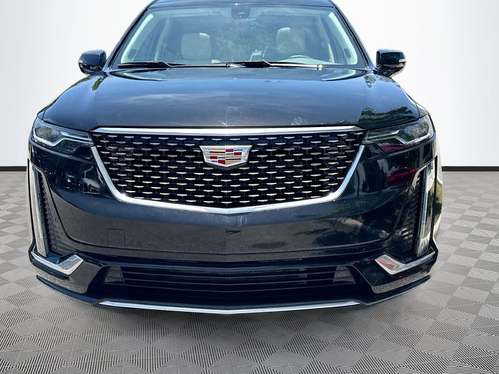 Used 2024 Cadillac XT6 Premium Luxury w/ LPO, Floor Liner Package AWD/4WD image 2
