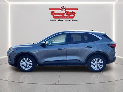 Used 2024 Ford Escape Active w/ Cold Weather Package image 2