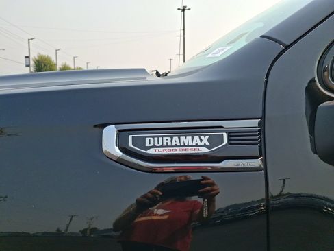 Used 2021 GMC Sierra 1500 AT4 w/ AT4 Preferred Package AWD/4WD image 28