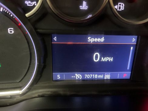 Used 2021 Chevrolet Silverado 1500 LT Trail Boss w/ Convenience Package II image 20