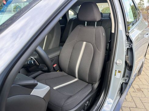 Used 2025 Hyundai Sonata SEL FWD image 13