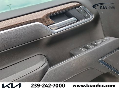 Used 2025 Chevrolet Silverado 1500 LT w/ Protection Package AWD/4WD image 20