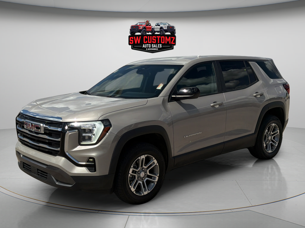Used 2026 GMC Terrain Elevation FWD image 3