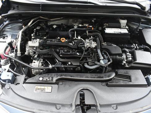 Used 2025 Toyota Corolla LE FWD image 29