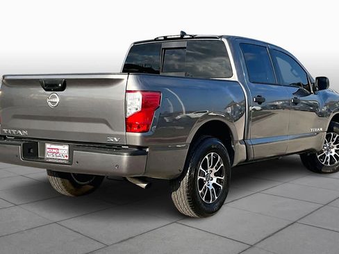 Used 2024 Nissan Titan SV image 12