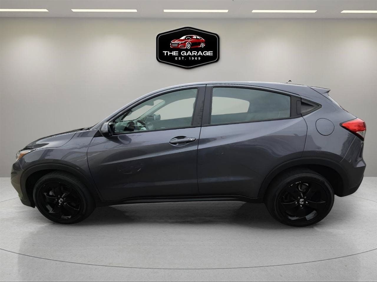 Used 2021 Honda HR-V LX image 3