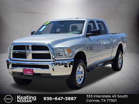 Used 2017 RAM 2500 Tradesman w/ Chrome Appearance Group AWD/4WD image 4