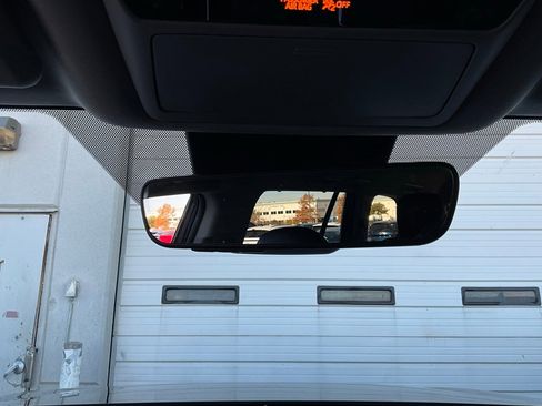 Used 2025 Toyota Grand Highlander FWD image 19