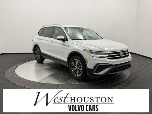 Used 2024 Volkswagen Tiguan Wolfsburg Edition image 1