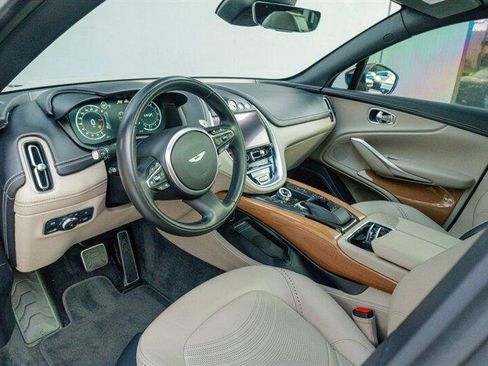 Used 2023 Aston Martin DBX 707 image 10