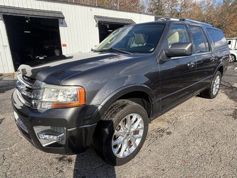 Used 2017 Ford Expedition EL Limited w/ Equipment Group 301A image 3
