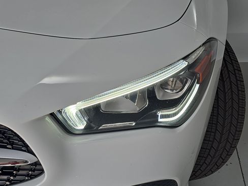 Certified 2023 Mercedes-Benz CLA 250 4MATIC image 31