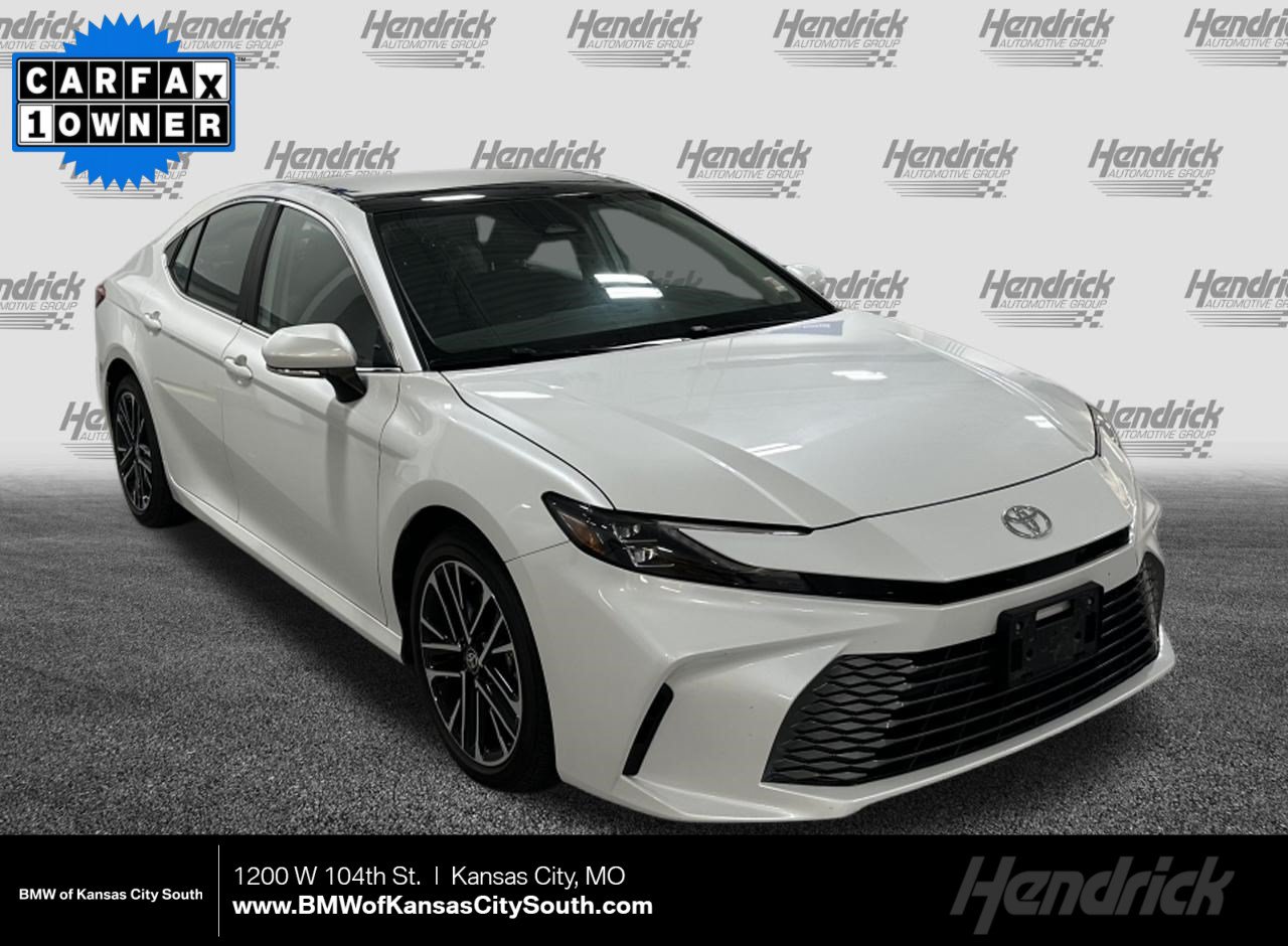 Used 2026 Toyota Camry XLE FWD image 1