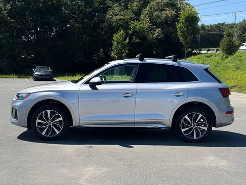 Used 2023 Audi Q5 2.0T Premium Plus w/ Premium Plus Package AWD/4WD image 3