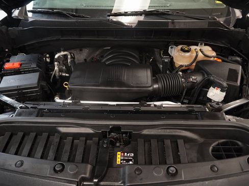 Used 2022 Chevrolet Silverado 1500 LT Trail Boss w/ Convenience Package II AWD/4WD image 39