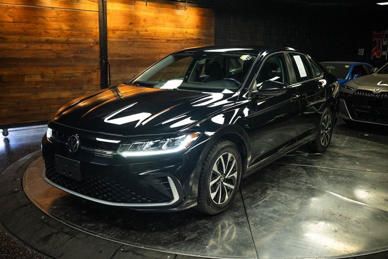 Used 2025 Volkswagen Jetta S FWD image 2