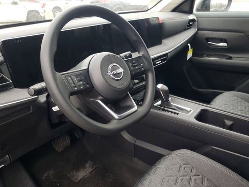 New 2026 Nissan Kicks SV image 14