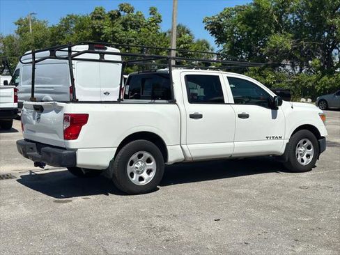 Used 2017 Nissan Titan S RWD image 8