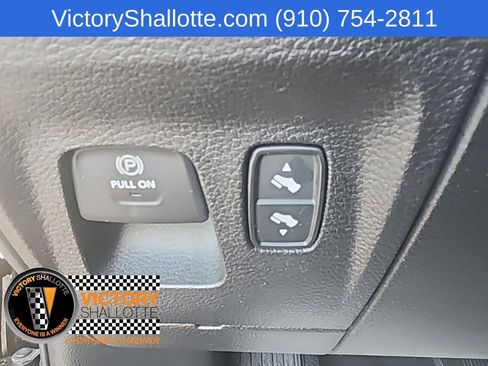 Certified 2025 RAM 1500 Big Horn AWD/4WD image 17