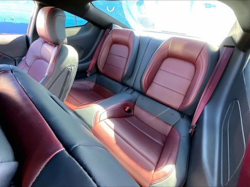 Used 2025 Ford Mustang Premium image 20