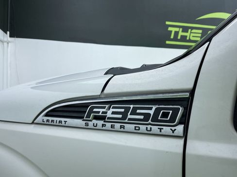 Used 2013 Ford F350 Platinum w/ Platinum Pkg image 14