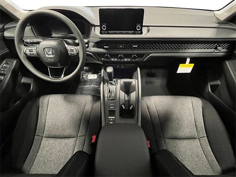 New 2025 Honda Accord SE image 15