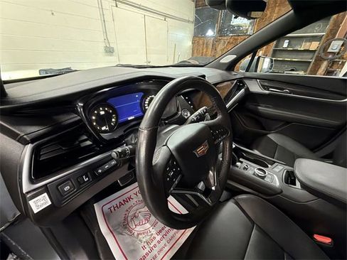 Certified 2024 Cadillac XT6 Sport w/ Technology Package image 10