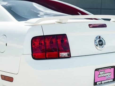 Used 2007 Ford Mustang GT Premium RWD image 54